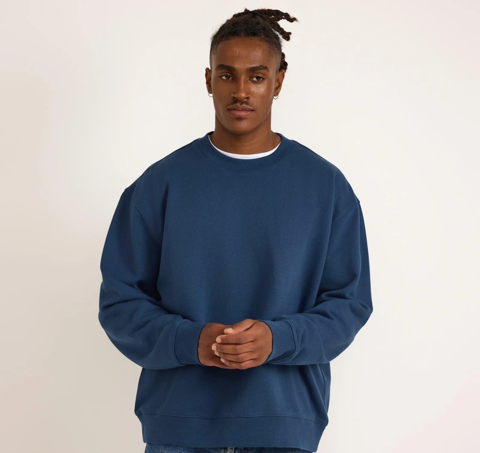 Hoodies and sweatshirts category